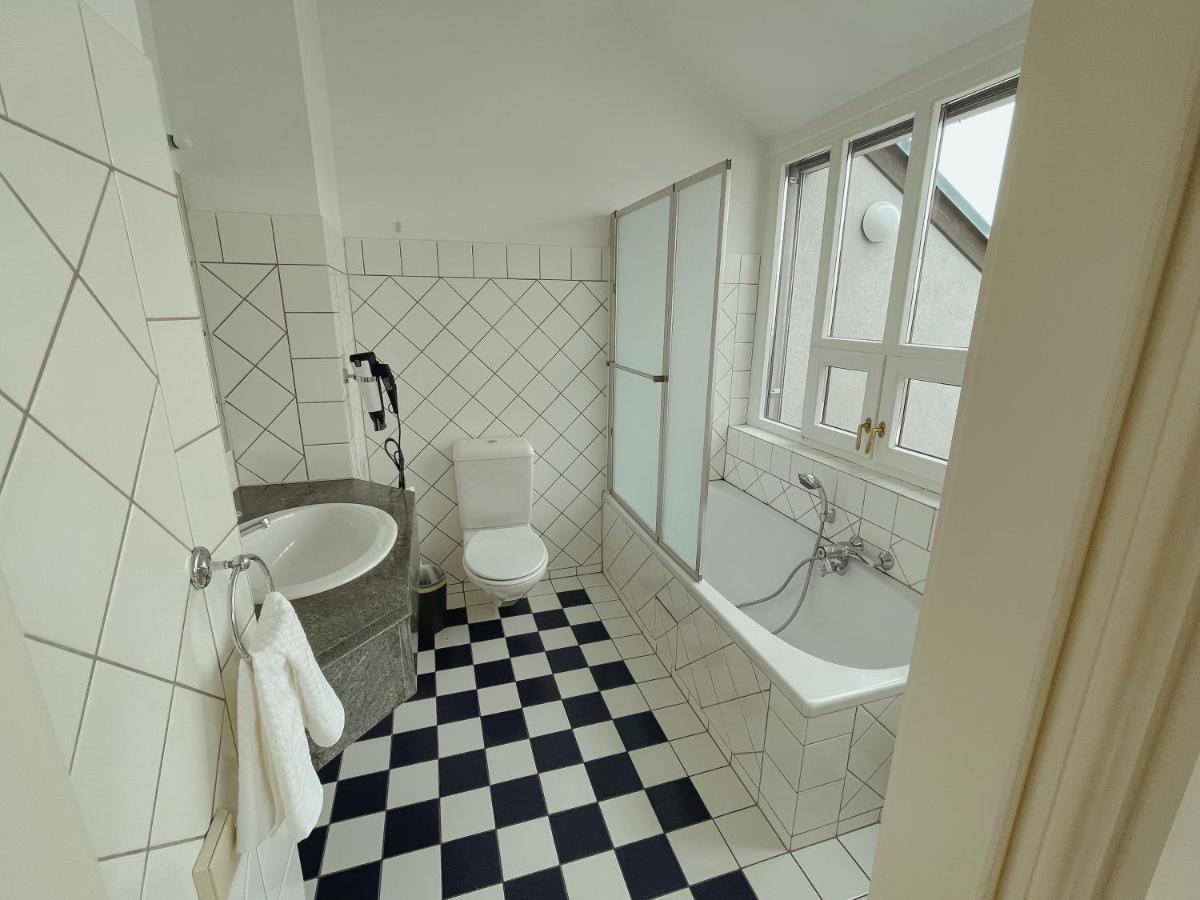 Luxury 150M2 Suite In Most Desirable Area Of Historic Central Wien Eksteriør billede